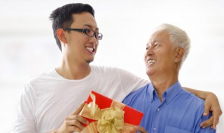 中国父亲节是哪一天? 关于中国父亲节是否为每年八月八的问题