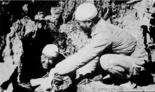 张思德的资料 张思德的介绍