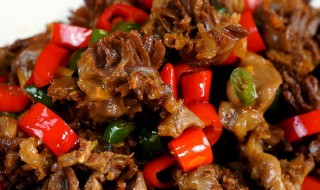 油炸孜然干煸鸡胗的做法 油炸孜然干煸鸡胗的做法与步骤