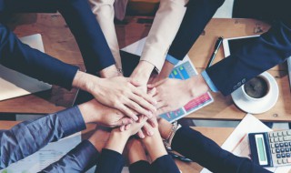 一句简单的鼓励的话 鼓励的句子有哪些