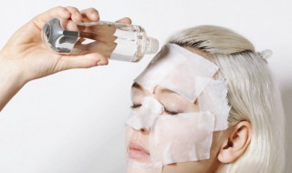 化妆水的用法 化妆水怎么用