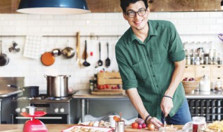 肉饼包菜炒粿条的做法 肉饼包菜炒粿条怎么做