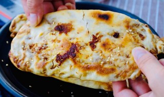 烤箱版军屯锅盔的做法 烤箱版军屯锅盔的做法介绍