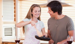 韭菜花炒鸭肠的做法 韭菜花炒鸭肠的烹饪方法