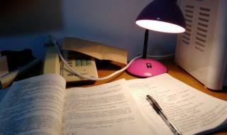 咆哮的咆怎么组词 咆哮的咆如何组词