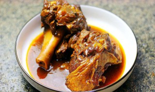 猪头骨头怎么做好吃 猪头骨头做法