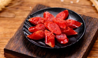 怎样做腊肠最好吃 制作腊肠炒芹菜的方法