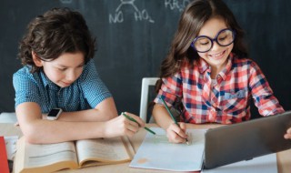 鹰的组词和拼音 汉字鹰的组词