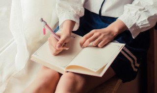 形容皎洁月光的优美句子 表达皎洁月光的唯美语句