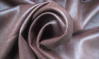 衣物弄到胶水怎么处理 衣物弄到胶水怎么办