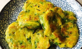 玉米酸菜饼怎么做 具体的步骤是什么