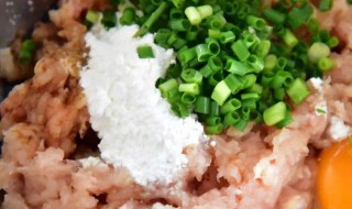 鸡胸做馅怎么处理好吃 做鸡胸馅的步骤