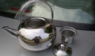 铁壶里有铁锈怎么处理 如何去除铁壶的铁锈