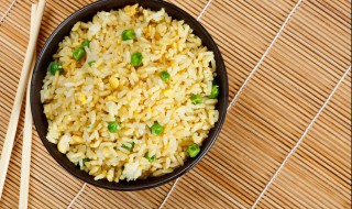 泡菜蛋炒饭怎么做 如何制作泡菜蛋炒饭