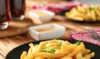 在家自己怎样做薯条 这种做法很好学