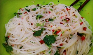 粉丝怎么凉拌才好吃 如何做凉拌粉丝