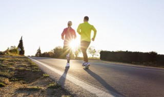 塑胶跑道如何施工 如何铺设塑胶跑道