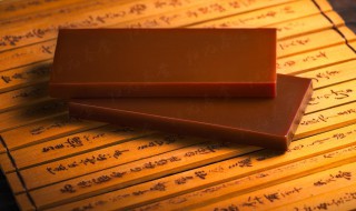 阿胶真假怎么鉴别方法 阿胶真假的鉴别方法