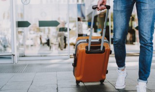 行李箱刮花补救方法 行李箱刮花怎么办