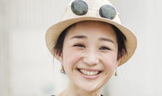 表情呲牙是什么意思 表情呲牙什么意思