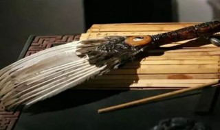 关于扇子的诗句 关于扇子的诗句欣赏