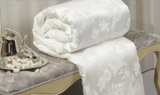 真假蚕丝被的鉴别方法 怎样分辨真假蚕丝被