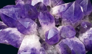 水晶自己在家怎么消磁 水晶消磁技巧