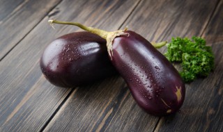 怎么做酱拌茄子土豆泥 制作酱拌茄子土豆泥的方法