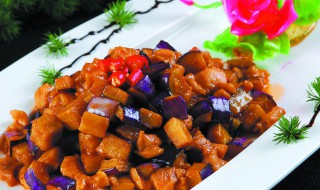 小炒茄子的家常做法 做小炒茄子的步骤