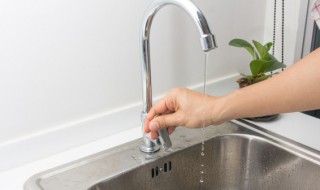 如何清洗水龙头的污垢 清洗水龙头的污垢