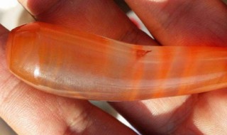 南红荔枝冻的鉴别方法 南红荔枝冻如何鉴别