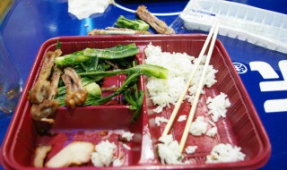 残羹冷炙的意思 残羹冷炙简单释义