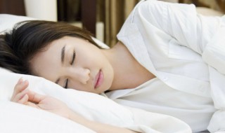 女人做梦梦到黑蛇好不好 女人做梦梦到黑蛇的寓意