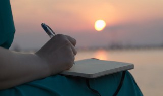 关于下雨天的唯美短句 下雨天的优美句子简介