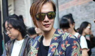 带喜感的男生网名超帅 关于带喜感的男生网名超帅