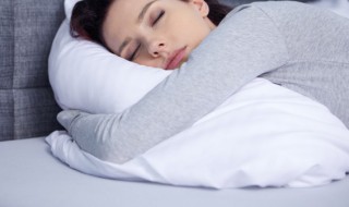 梦到牙齿掉 梦见牙掉了啥意思