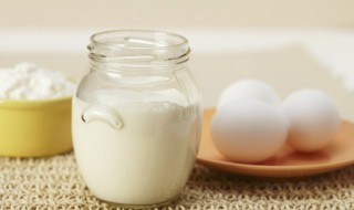 菠萝牛奶能一起吃吗 菠萝牛奶是否能一起吃