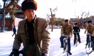 血色浪漫主题曲的名字 其他歌曲是什么