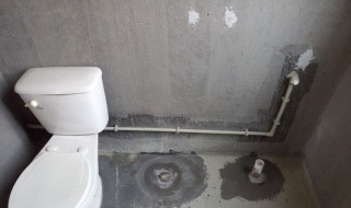 马桶排水管边缘如何做防水 具体怎么操作