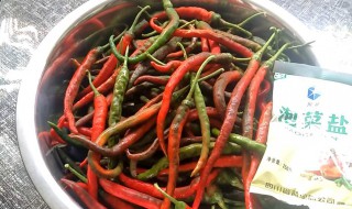 泡土辣椒的方法 泡土辣椒的方法是什么