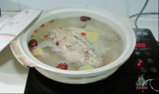 煮熟的鸡架做汤怎样做 煮熟的鸡架做汤做法