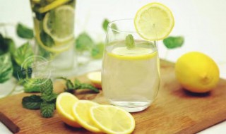 柠檬蜂蜜水的制作方法 具体方法是什么