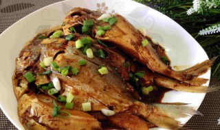 红烧鲳鱼的简单做法 做的时候需要什么辅料
