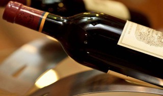 葡萄酒的酿造方法及制作步骤 葡萄酒的酿造方法及制作步骤简述