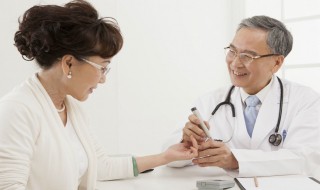 听诊器最初是为了什么 听诊器最初是为了不用紧贴着患者身体