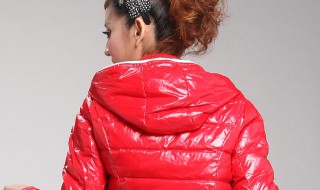 羽绒服洗后毛变成一团了怎办 羽绒服洗后毛变成一团了的处理方法