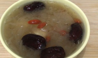 莲心粥怎么做 莲心粥做法介绍