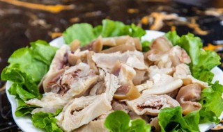 牛杂酸菜怎么做 做的时候需要什么辅料