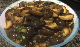 蘑菇加肉做法 蘑菇加肉做法如下