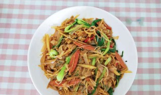 炒河粉怎么做呢 炒河粉做法介绍